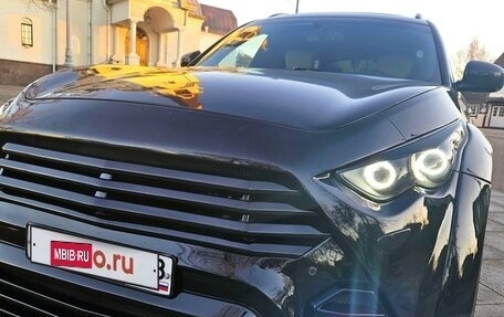 Infiniti QX70, 2015 год, 2 760 000 рублей, 20 фотография