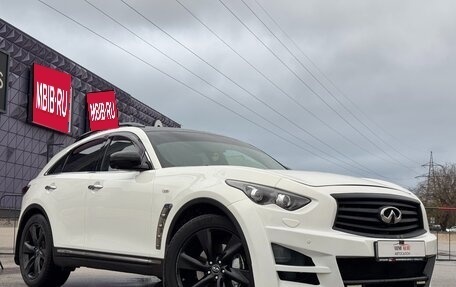 Infiniti QX70, 2014 год, 2 647 000 рублей, 1 фотография