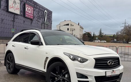 Infiniti QX70, 2014 год, 2 647 000 рублей, 2 фотография