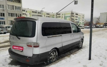 Hyundai Starex I рестайлинг, 2006 год, 900 000 рублей, 3 фотография