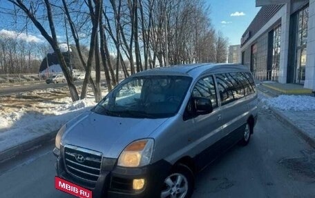 Hyundai Starex I рестайлинг, 2006 год, 900 000 рублей, 4 фотография