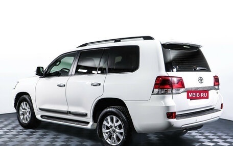 Toyota Land Cruiser 200, 2016 год, 6 420 000 рублей, 7 фотография