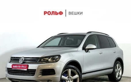 Volkswagen Touareg III, 2011 год, 2 497 000 рублей, 1 фотография