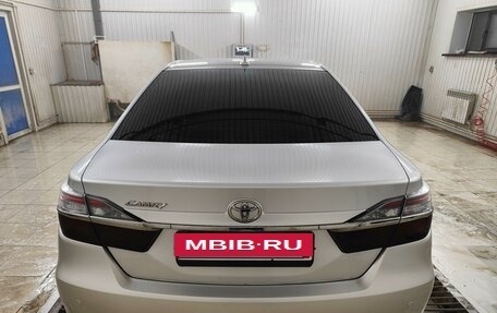 Toyota Camry, 2017 год, 2 750 000 рублей, 8 фотография