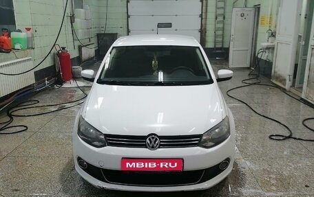 Volkswagen Polo VI (EU Market), 2014 год, 985 000 рублей, 1 фотография