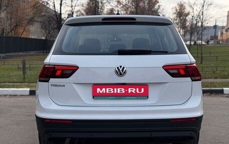 Volkswagen Tiguan II, 2020 год, 2 450 000 рублей, 4 фотография