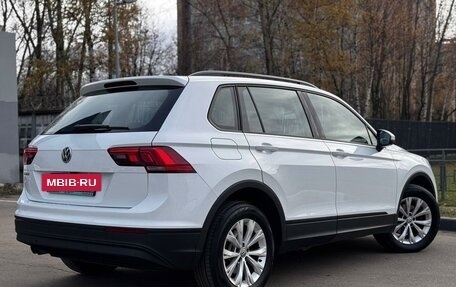 Volkswagen Tiguan II, 2020 год, 2 450 000 рублей, 2 фотография