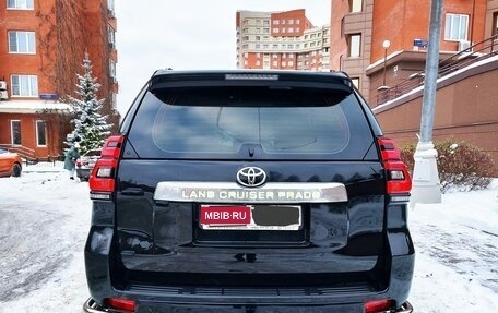 Toyota Land Cruiser Prado 150 рестайлинг 2, 2020 год, 6 500 000 рублей, 4 фотография