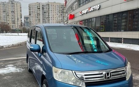 Honda Stepwgn IV, 2010 год, 1 360 000 рублей, 2 фотография