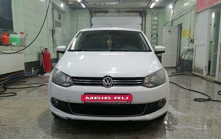 Volkswagen Polo VI (EU Market), 2014 год, 985 000 рублей, 3 фотография