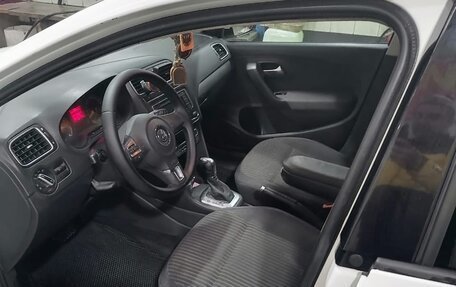 Volkswagen Polo VI (EU Market), 2014 год, 985 000 рублей, 11 фотография