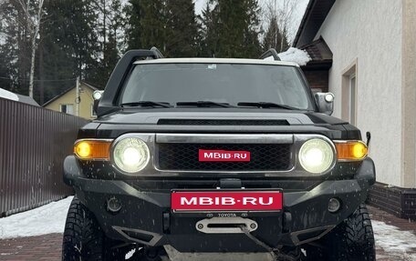 Toyota FJ Cruiser, 2011 год, 4 450 000 рублей, 1 фотография