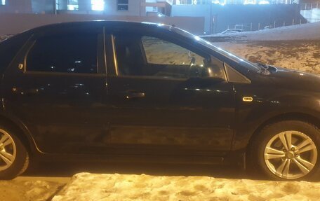 Ford Focus II рестайлинг, 2005 год, 500 000 рублей, 33 фотография