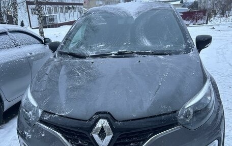 Renault Kaptur I рестайлинг, 2018 год, 1 200 000 рублей, 1 фотография