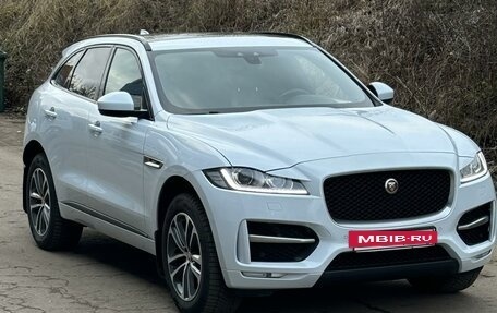 Jaguar F-Pace, 2016 год, 3 500 000 рублей, 8 фотография