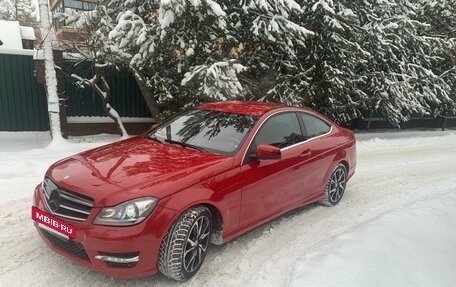 Mercedes-Benz C-Класс, 2012 год, 1 400 000 рублей, 2 фотография