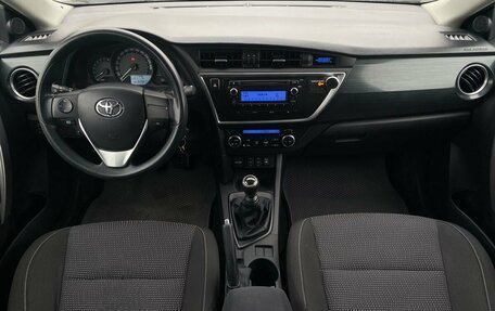 Toyota Auris II, 2013 год, 1 030 000 рублей, 11 фотография