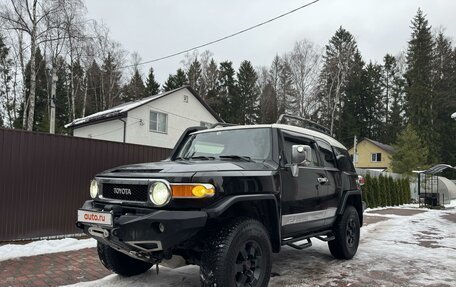 Toyota FJ Cruiser, 2011 год, 4 450 000 рублей, 2 фотография