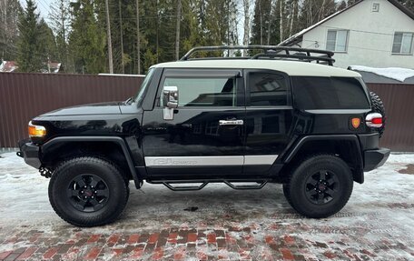 Toyota FJ Cruiser, 2011 год, 4 450 000 рублей, 3 фотография