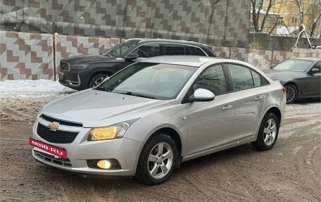 Chevrolet Cruze II, 2012 год, 955 000 рублей, 3 фотография