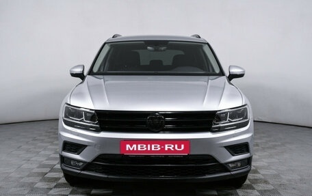 Volkswagen Tiguan II, 2017 год, 2 680 000 рублей, 2 фотография