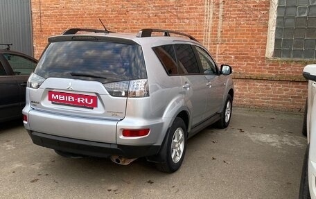 Mitsubishi Outlander III рестайлинг 3, 2011 год, 1 200 000 рублей, 11 фотография