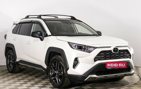 Toyota RAV4, 2022 год, 4 100 000 рублей, 3 фотография