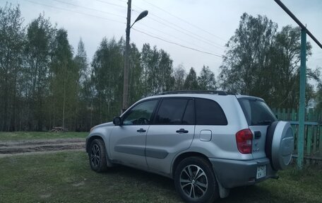 Toyota RAV4, 2003 год, 670 000 рублей, 9 фотография