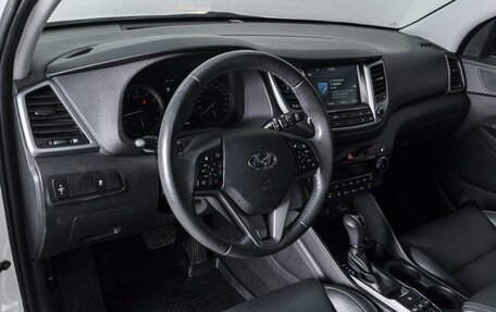 Hyundai Tucson III, 2017 год, 2 459 000 рублей, 13 фотография