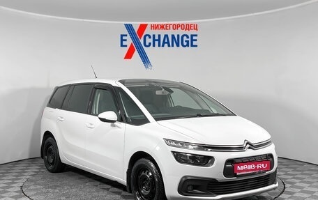 Citroen C4 Picasso II рестайлинг, 2018 год, 1 329 000 рублей, 2 фотография