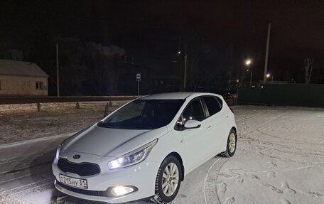 KIA cee'd III, 2013 год, 1 100 000 рублей, 2 фотография