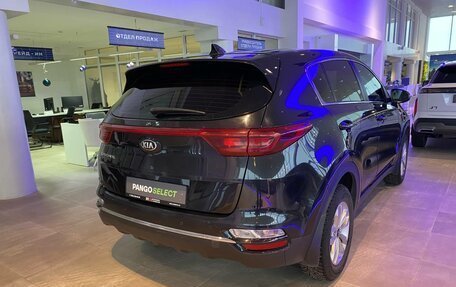 KIA Sportage IV рестайлинг, 2018 год, 1 950 000 рублей, 4 фотография