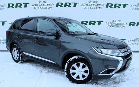 Mitsubishi Outlander III рестайлинг 3, 2016 год, 1 816 000 рублей, 1 фотография