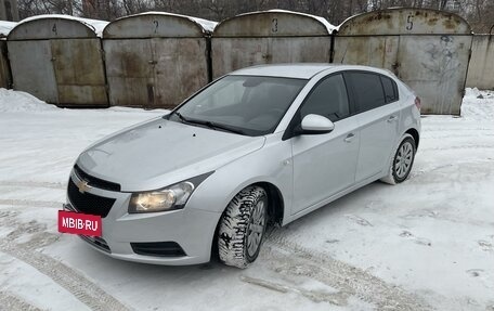 Chevrolet Cruze II, 2012 год, 670 000 рублей, 6 фотография