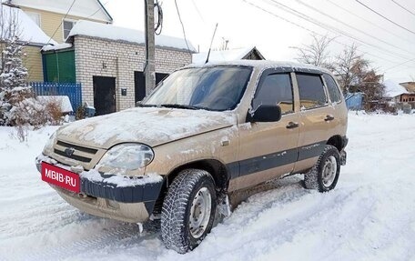 Chevrolet Niva I рестайлинг, 2005 год, 475 000 рублей, 5 фотография