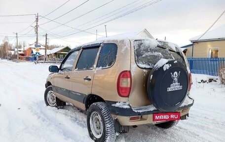 Chevrolet Niva I рестайлинг, 2005 год, 475 000 рублей, 4 фотография