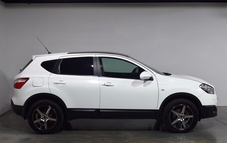 Nissan Qashqai, 2010 год, 1 097 000 рублей, 5 фотография