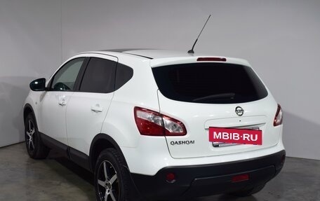 Nissan Qashqai, 2010 год, 1 097 000 рублей, 4 фотография