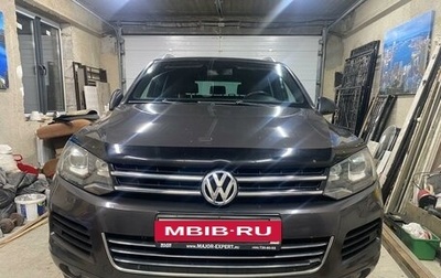 Volkswagen Touareg III, 2011 год, 2 200 000 рублей, 1 фотография