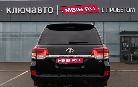 Toyota Land Cruiser 200, 2016 год, 7 400 000 рублей, 4 фотография