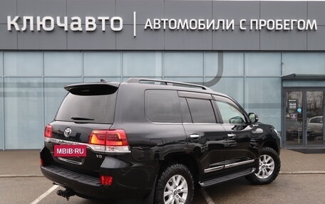 Toyota Land Cruiser 200, 2016 год, 7 400 000 рублей, 2 фотография