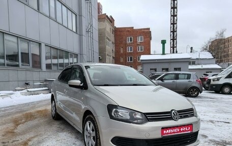 Volkswagen Polo VI (EU Market), 2012 год, 655 000 рублей, 1 фотография