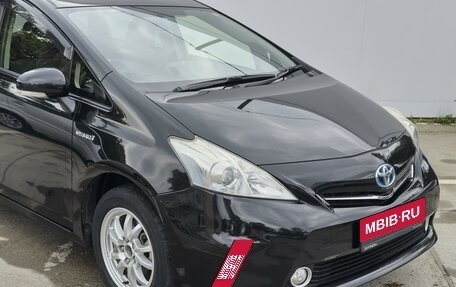 Toyota Prius Alpha I (ZVW40/41), 2013 год, 1 399 000 рублей, 6 фотография