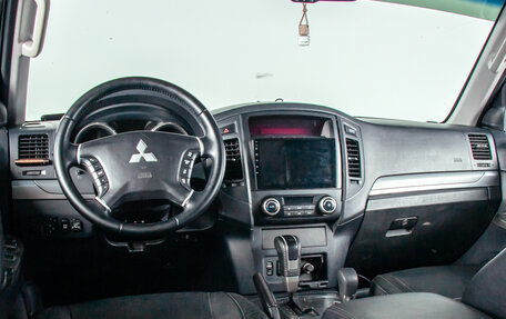 Mitsubishi Pajero IV, 2012 год, 1 900 460 рублей, 14 фотография