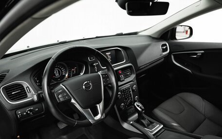 Volvo V40 Cross Country I, 2017 год, 1 690 000 рублей, 13 фотография