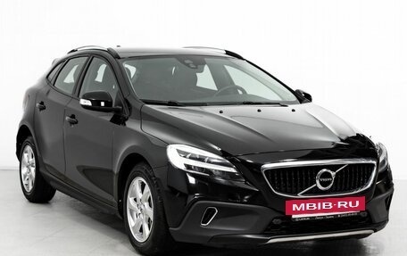 Volvo V40 Cross Country I, 2017 год, 1 690 000 рублей, 3 фотография