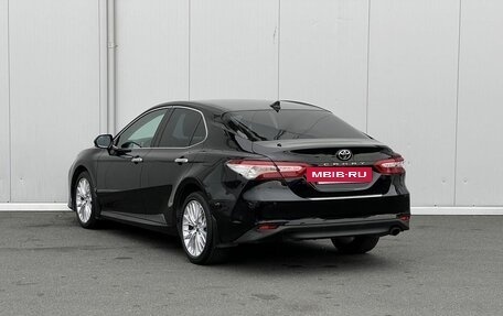 Toyota Camry, 2019 год, 2 945 000 рублей, 7 фотография