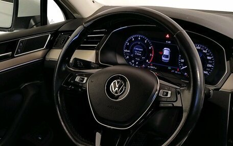 Volkswagen Passat B8 рестайлинг, 2016 год, 1 759 000 рублей, 12 фотография