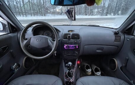 Hyundai Accent II, 2005 год, 400 000 рублей, 3 фотография