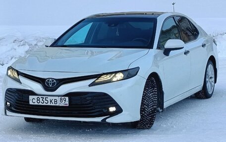 Toyota Camry, 2019 год, 3 650 000 рублей, 1 фотография